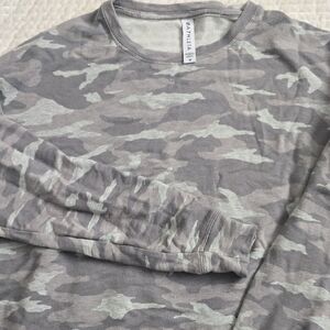 Athleta Gray Camouflage Top
